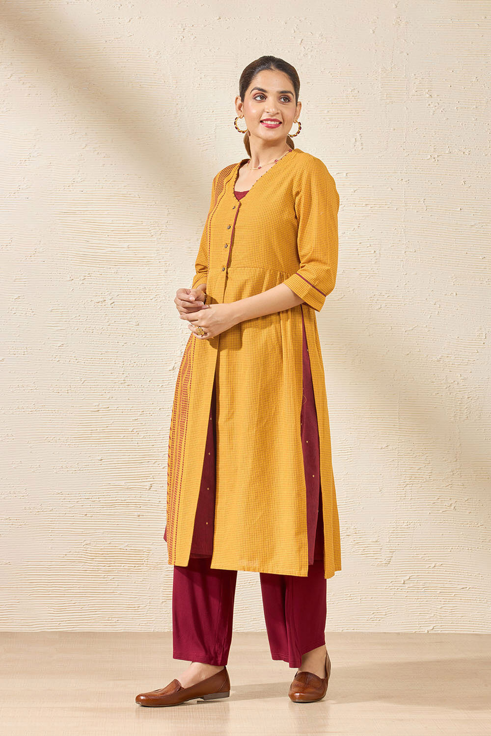 Yellow Pure Cotton Woven Kurta Set image number null
