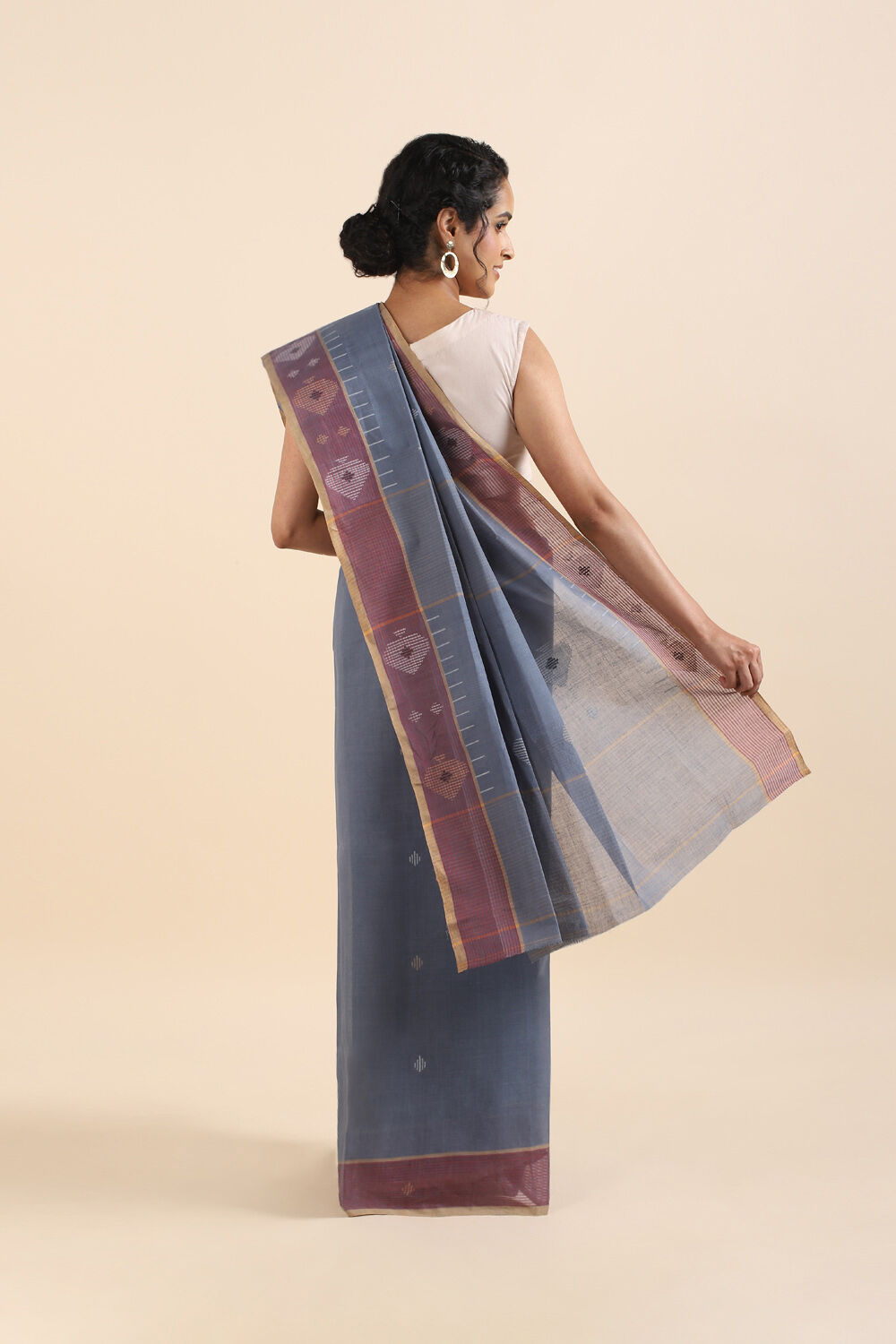 Grey Pure Cotton Bengal Saree image number null