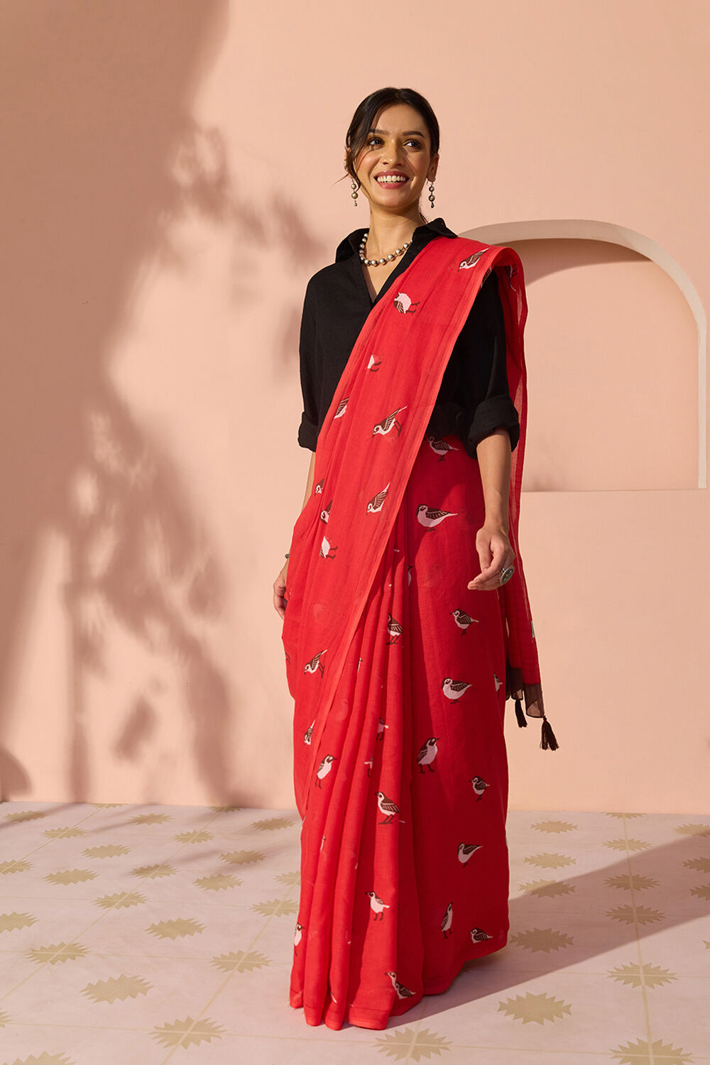 Red Bengal Screen Printed Pure Cotton Mulmul Saree image number null