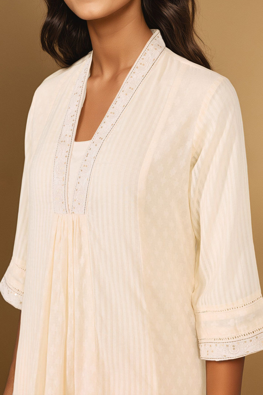 Off White Cotton Viscose Cutwork Kurta Set image number null