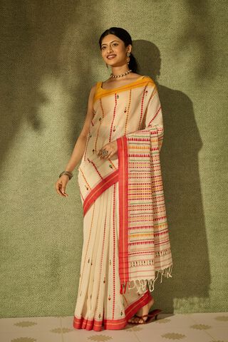 Off White Bengal Pure Cotton Kantha Embroidered Saree thumbnail image number null