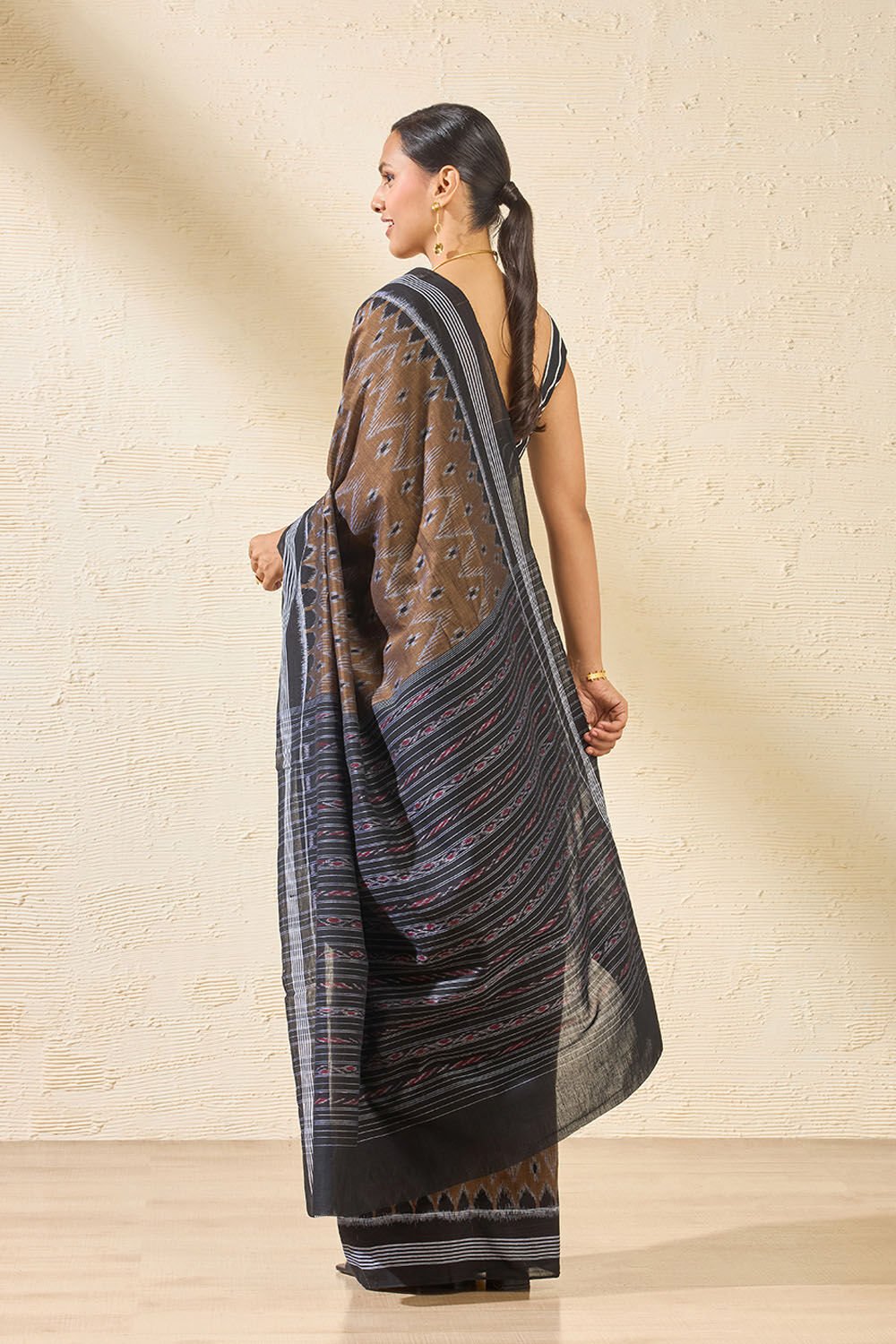 Brown Odisha Pure Cotton Ikat Saree image number null