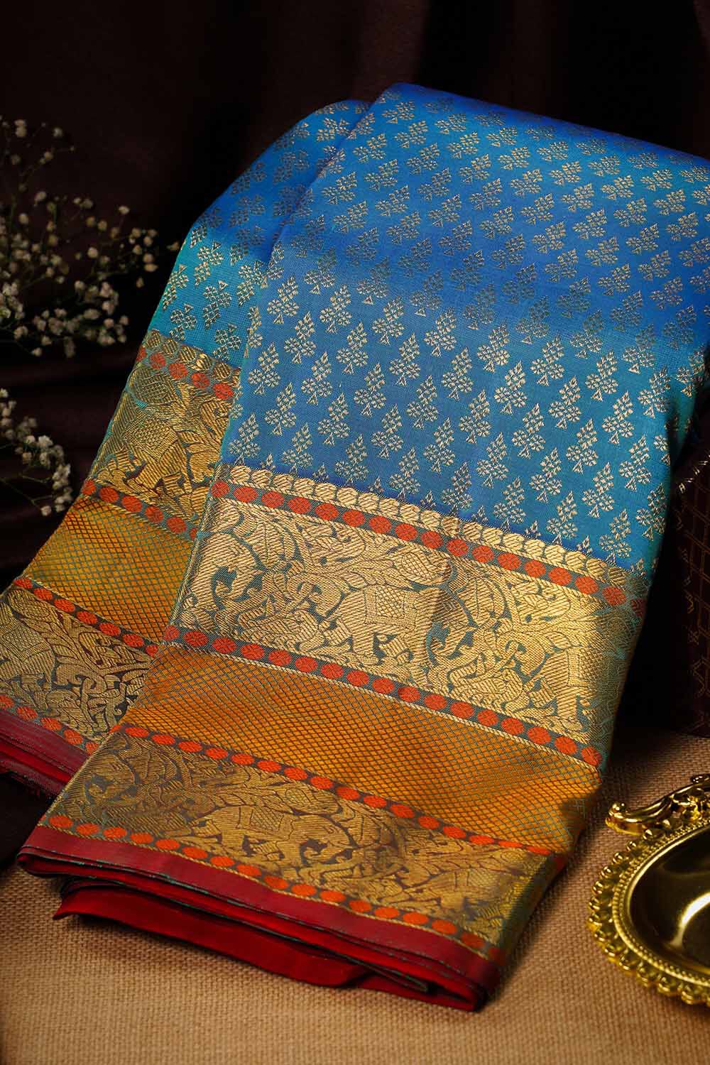 Blue Pure Silk Woven Kanjivaram Saree image number null