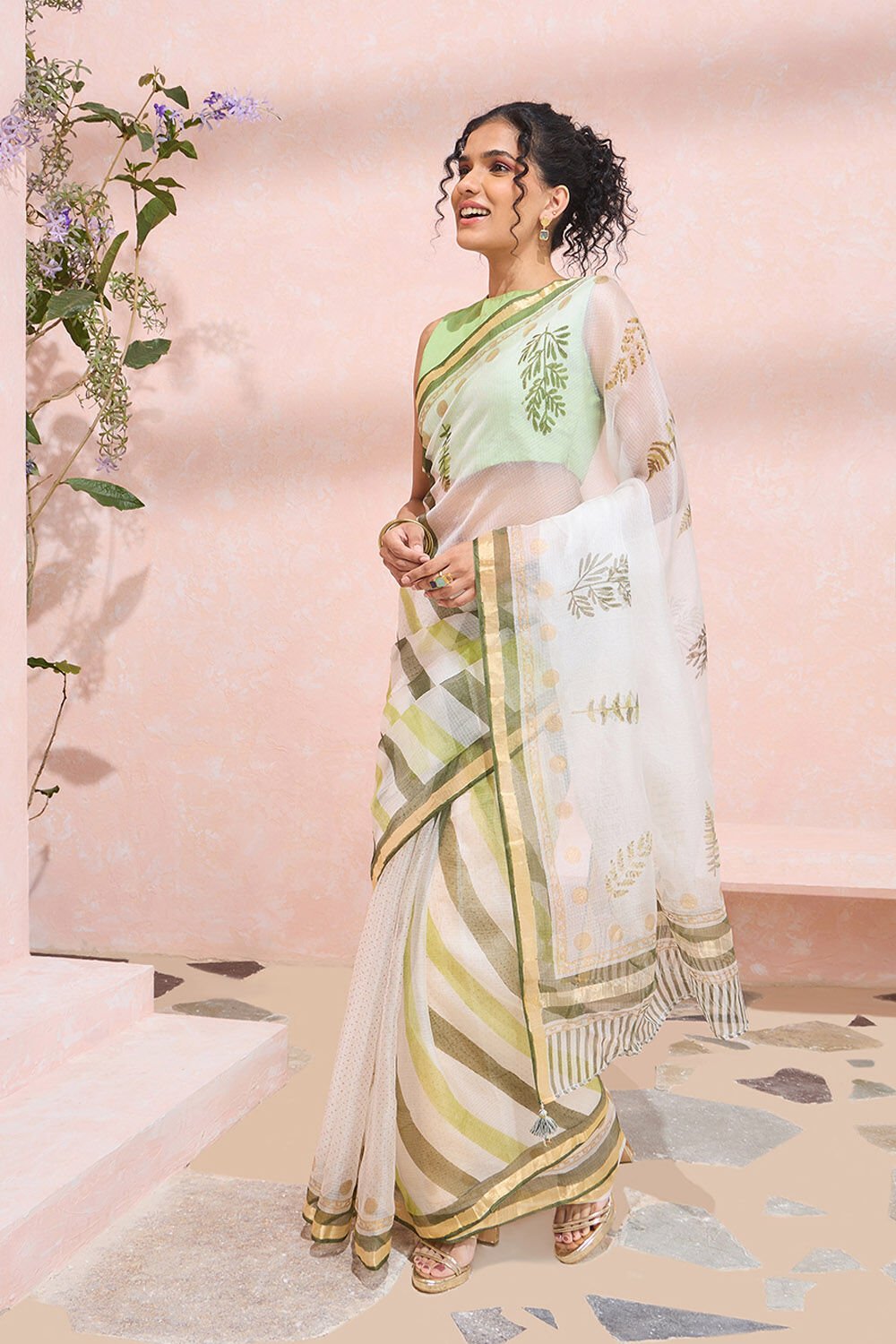 Off White Rajasthan Pure Silk Kota Printed Sanganeri Saree image number null