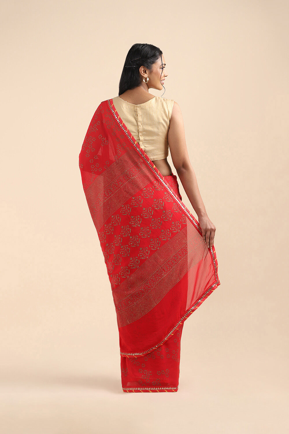 Red Viscose Printed Saree image number null