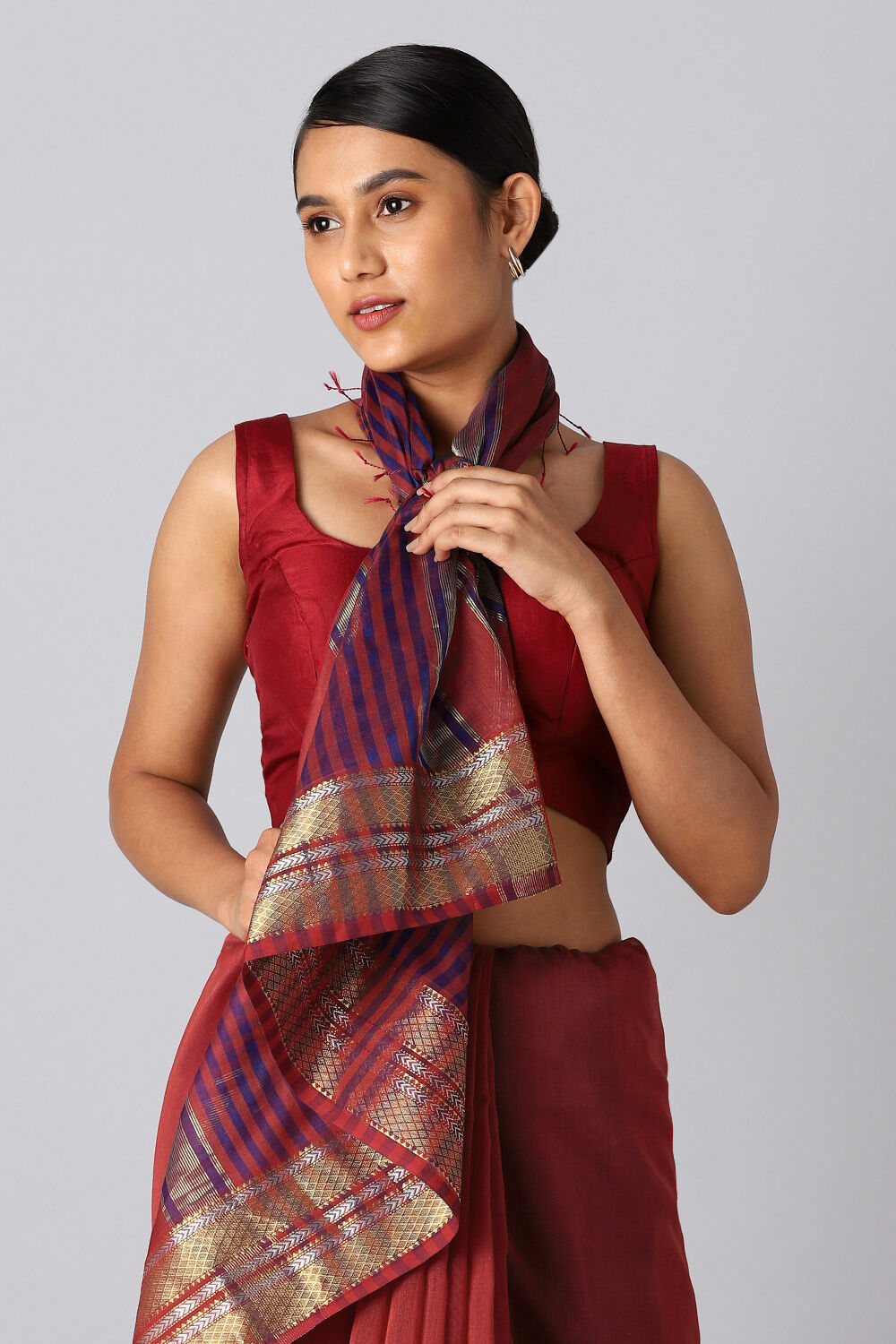 Dark Red Pure Silk Cotton Maheswari Saree image number null