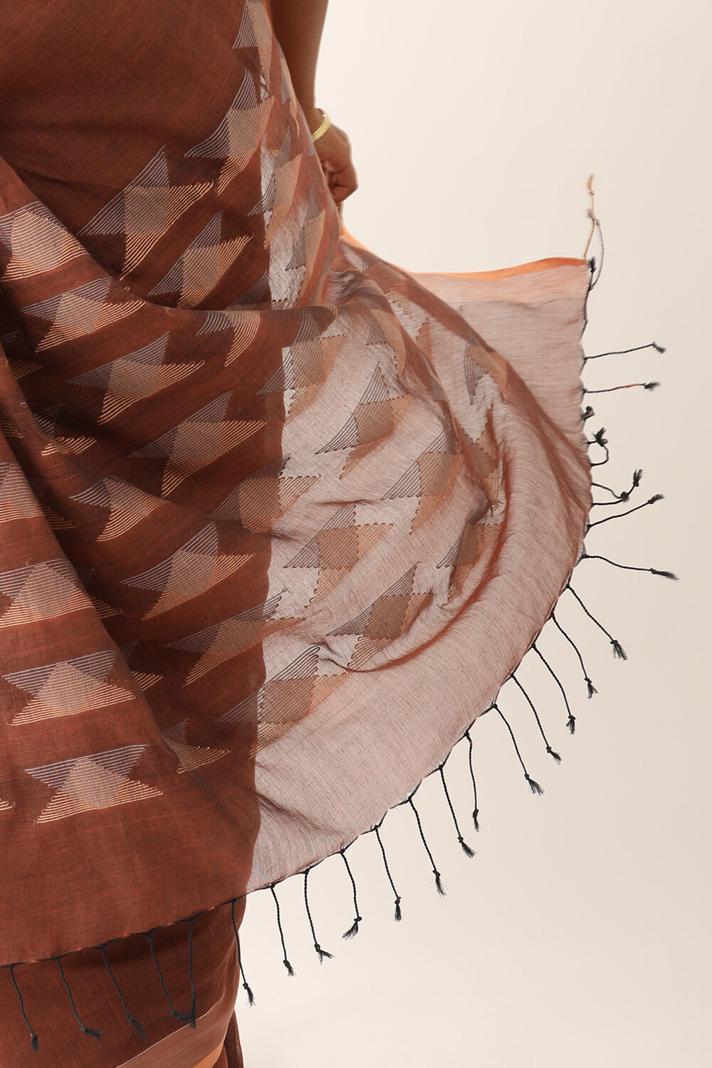 Light Orange Pure Cotton Woven Bengali Saree image number null