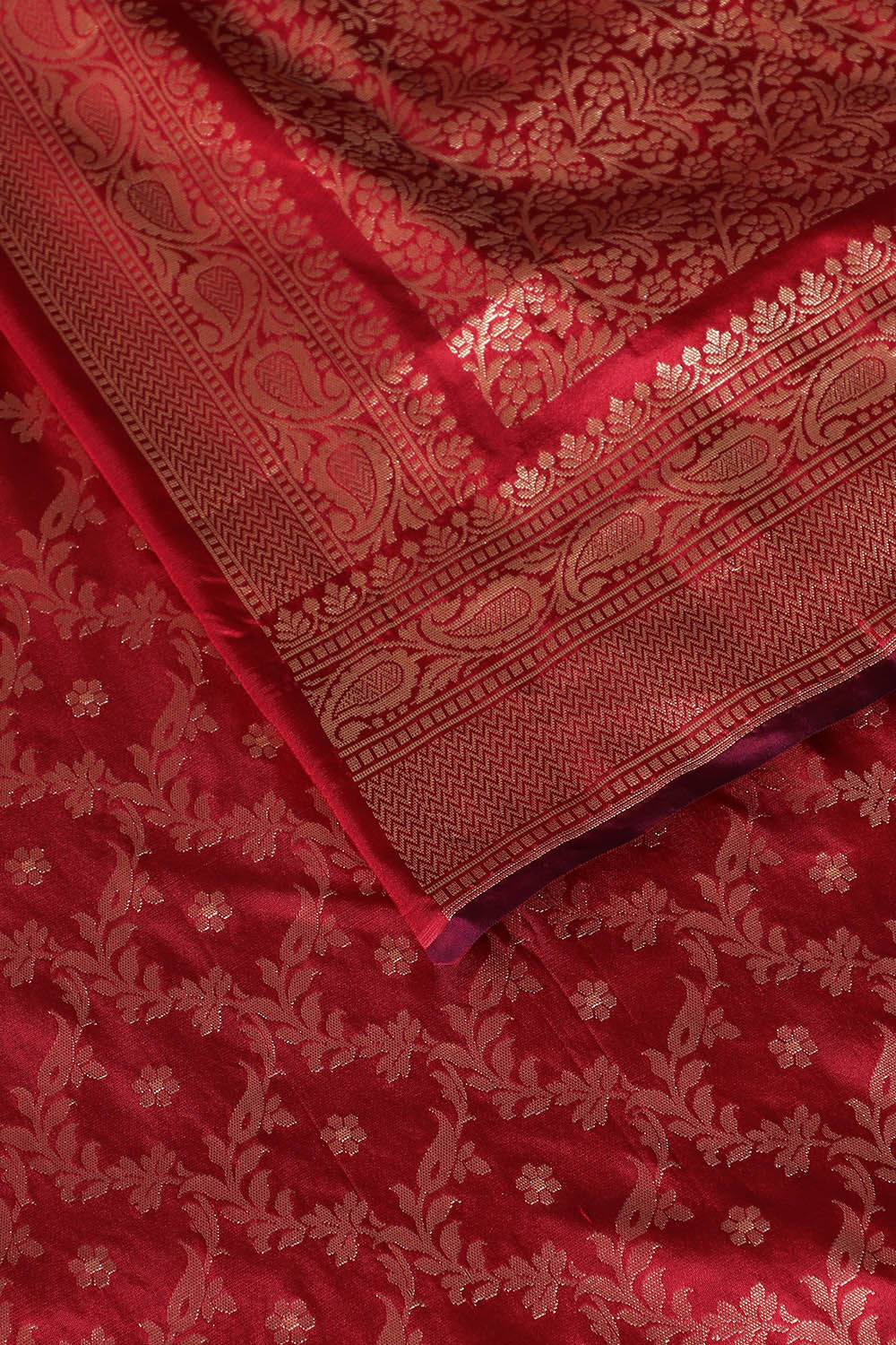Red Pure Silk Banarasi Saree image number null