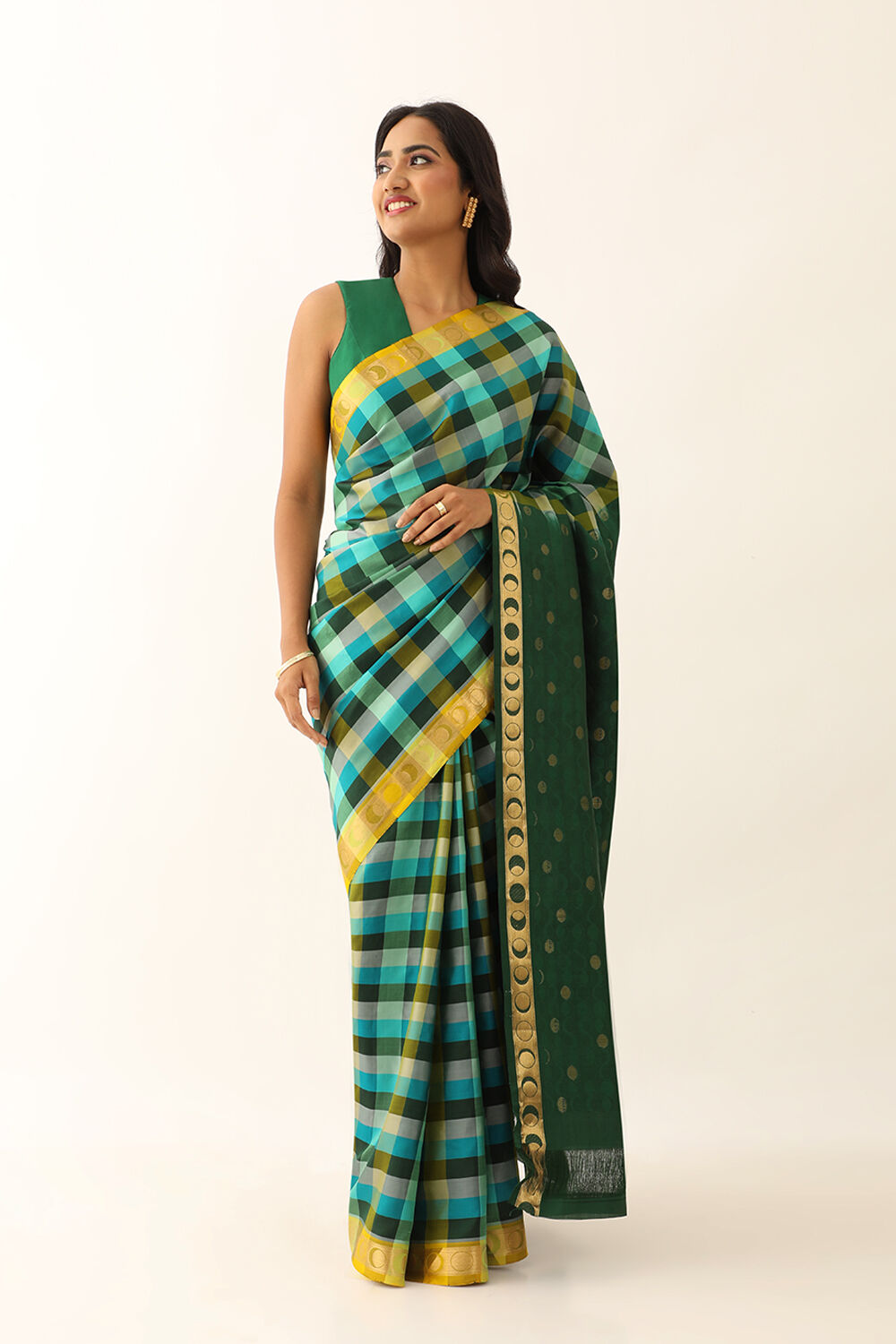 Green Pure Silk Woven South Saree image number null