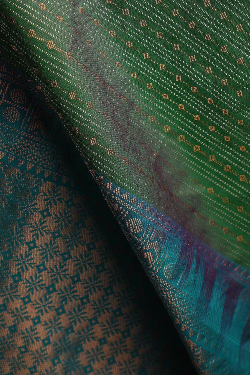 Dark Green Woven Pure Soft Silk Saree image number null