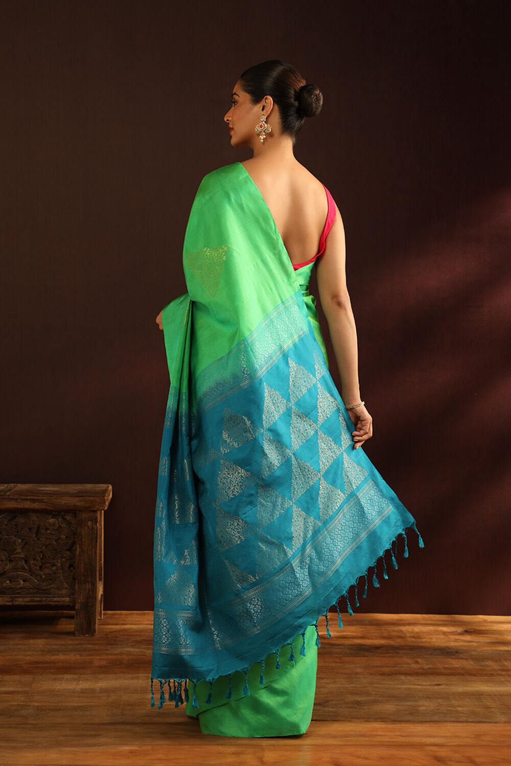 Green Woven Pure Soft Silk Saree image number null
