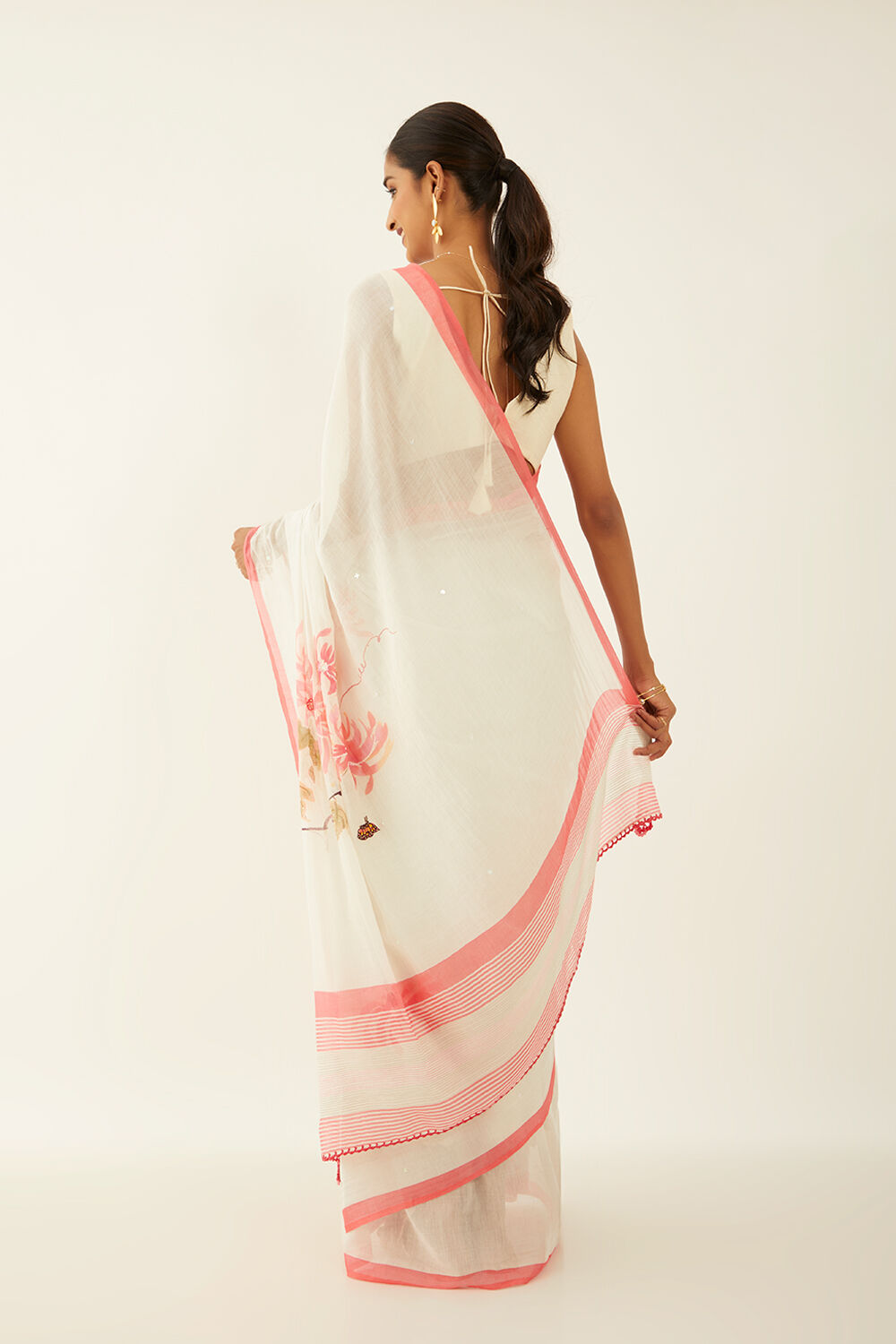 Off White Pure Silk Cotton Digital Printed Saree image number null