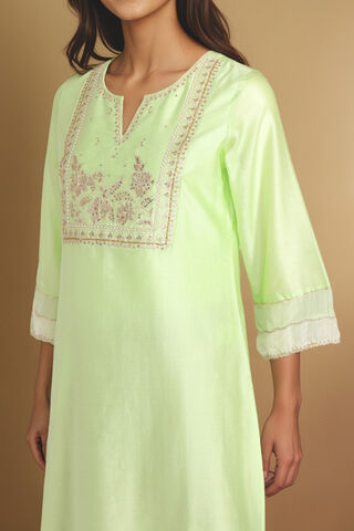 Light Green Pure Silk Cotton Embroidered Kurta thumbnail image number null