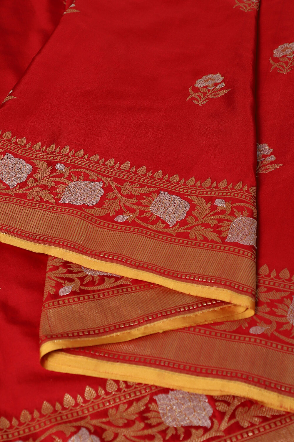 Red Pure Silk Banarasi Saree image number null