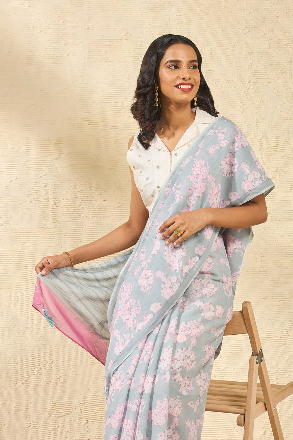 Grey Pure Mulmul Cotton Screen Printed Bengal Saree image number null