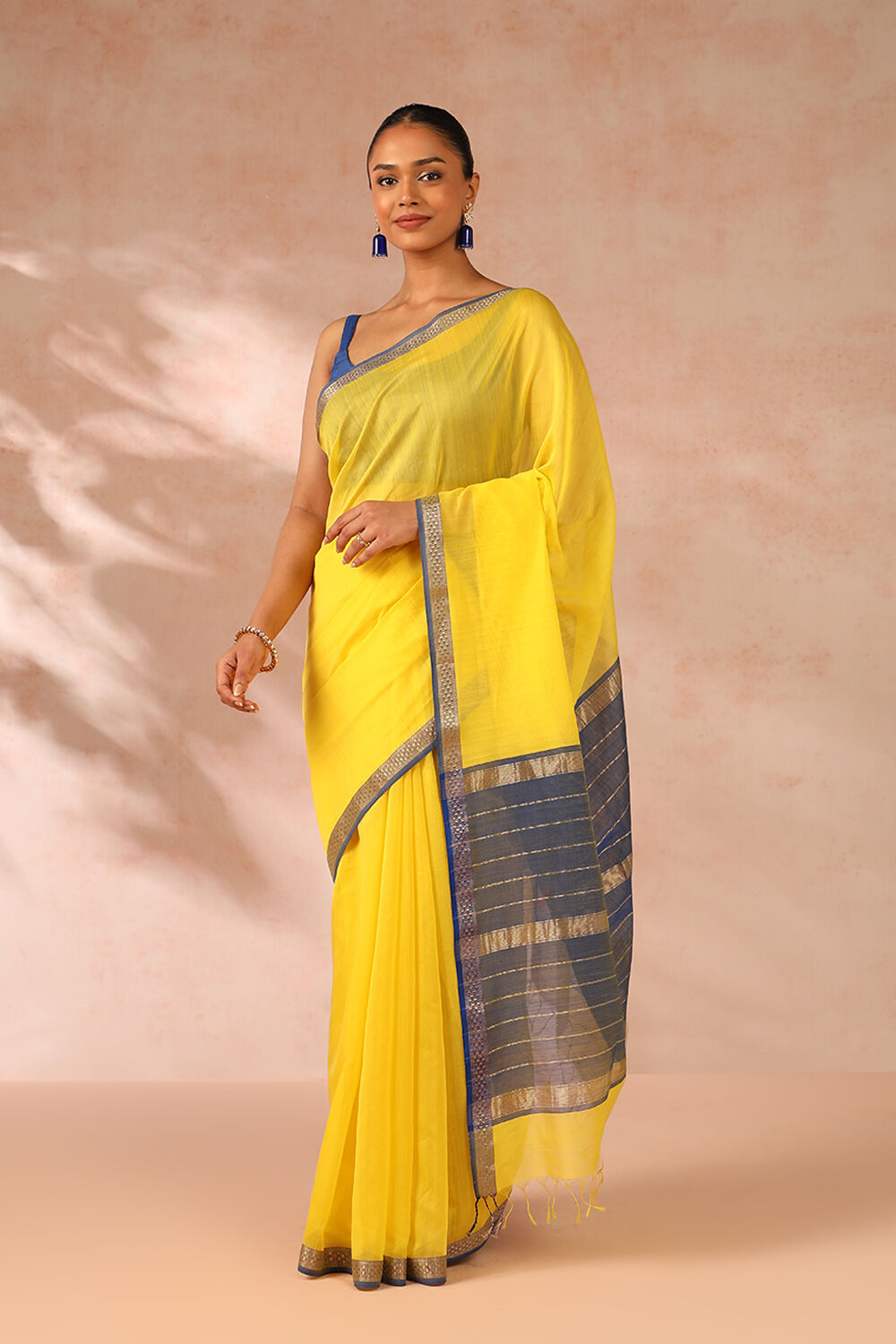 Yellow Woven Pure Silk Cotton Maheshwari Saree image number null