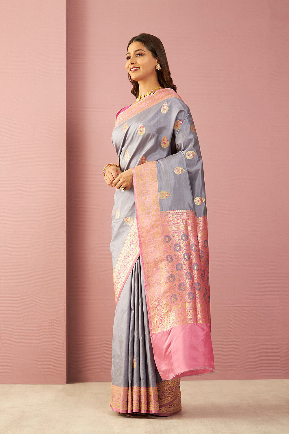 Grey Pure Silk Kadwa Banaras Saree image number null