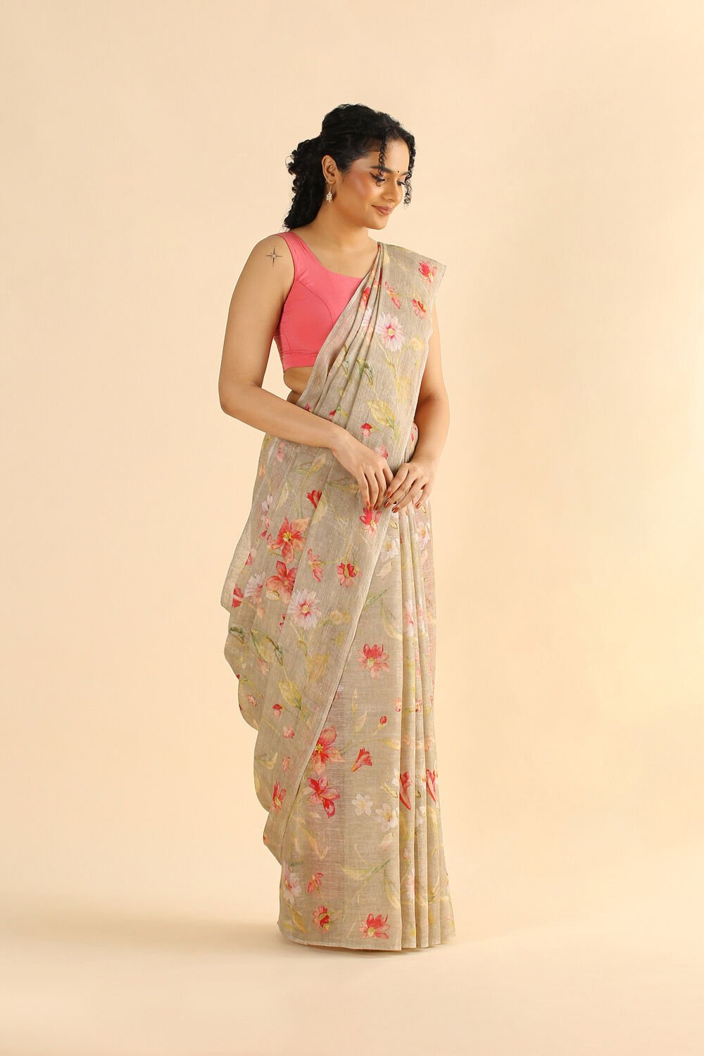 Grey Pure Linen Digital Printed Saree image number null