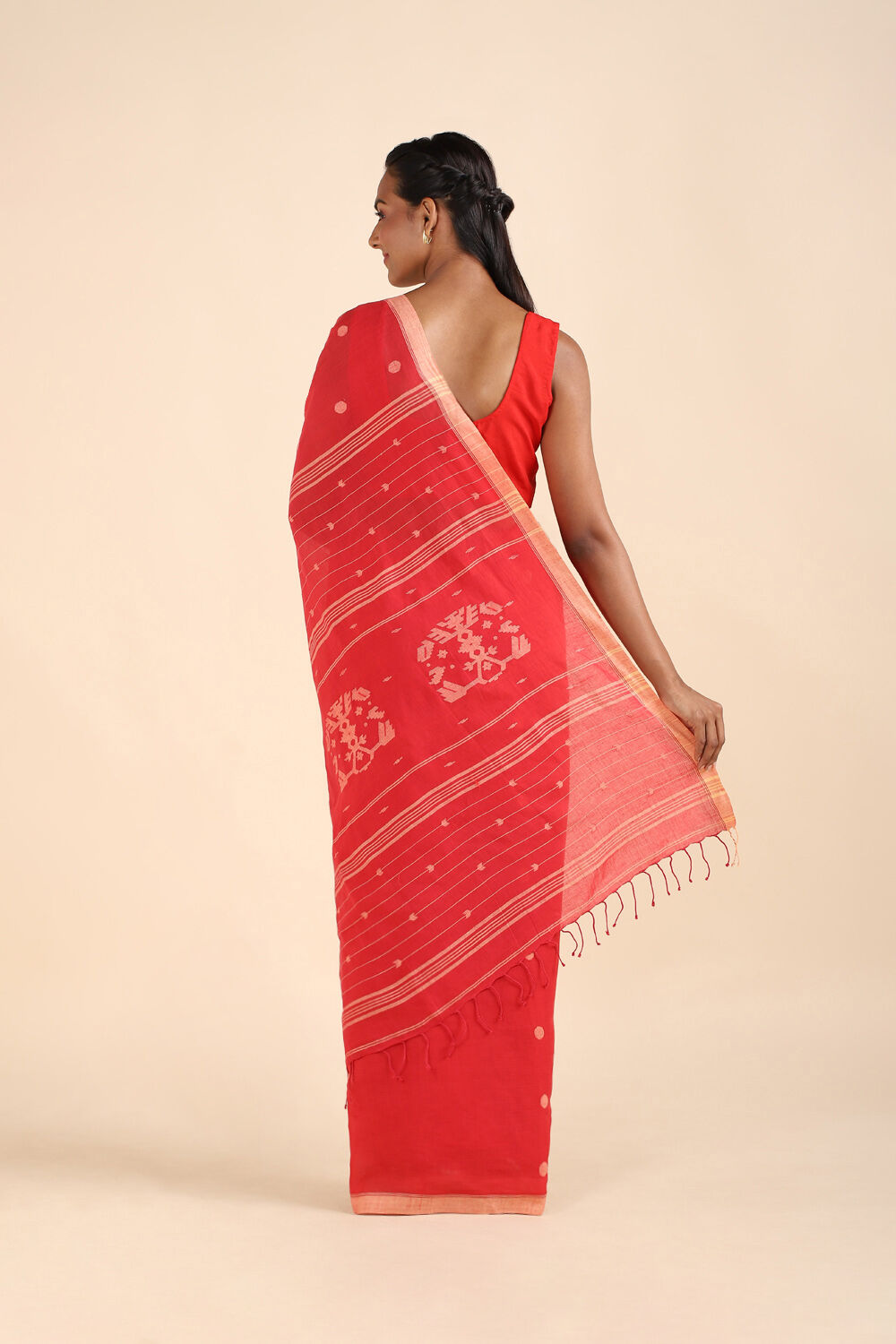 Red Pure Cotton Jamdani Saree image number null