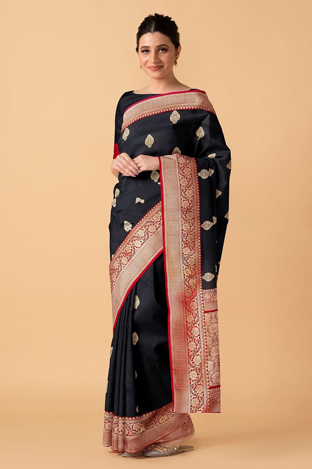 Black Pure Silk Banarasi Saree image number null