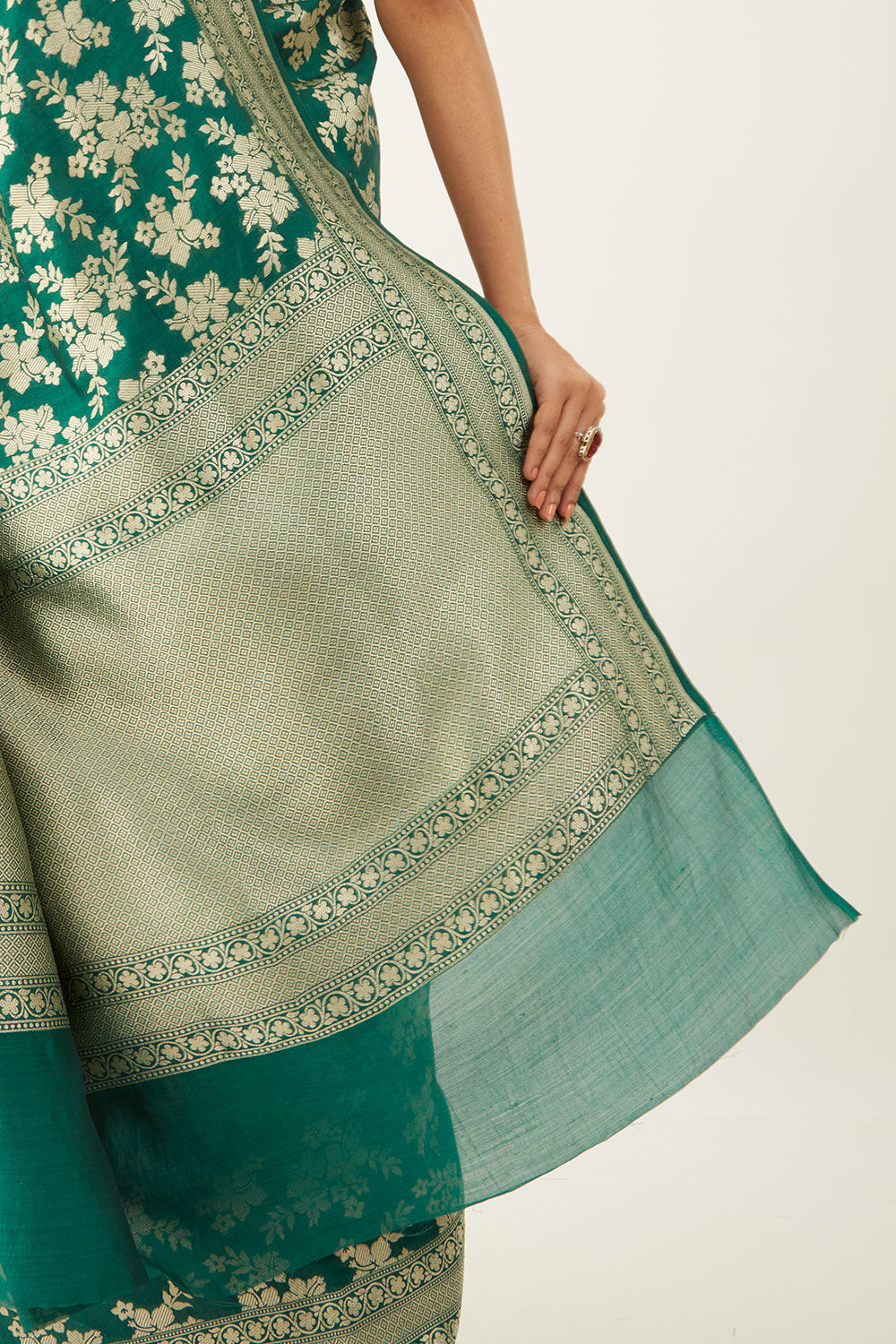 Dark Green Pure Silk Banarasi Saree image number null