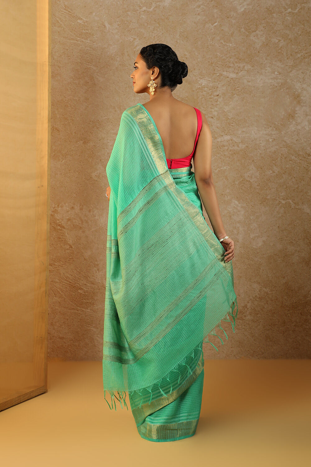 Green Bhagalpur Woven Pure Tussar Silk Saree image number null