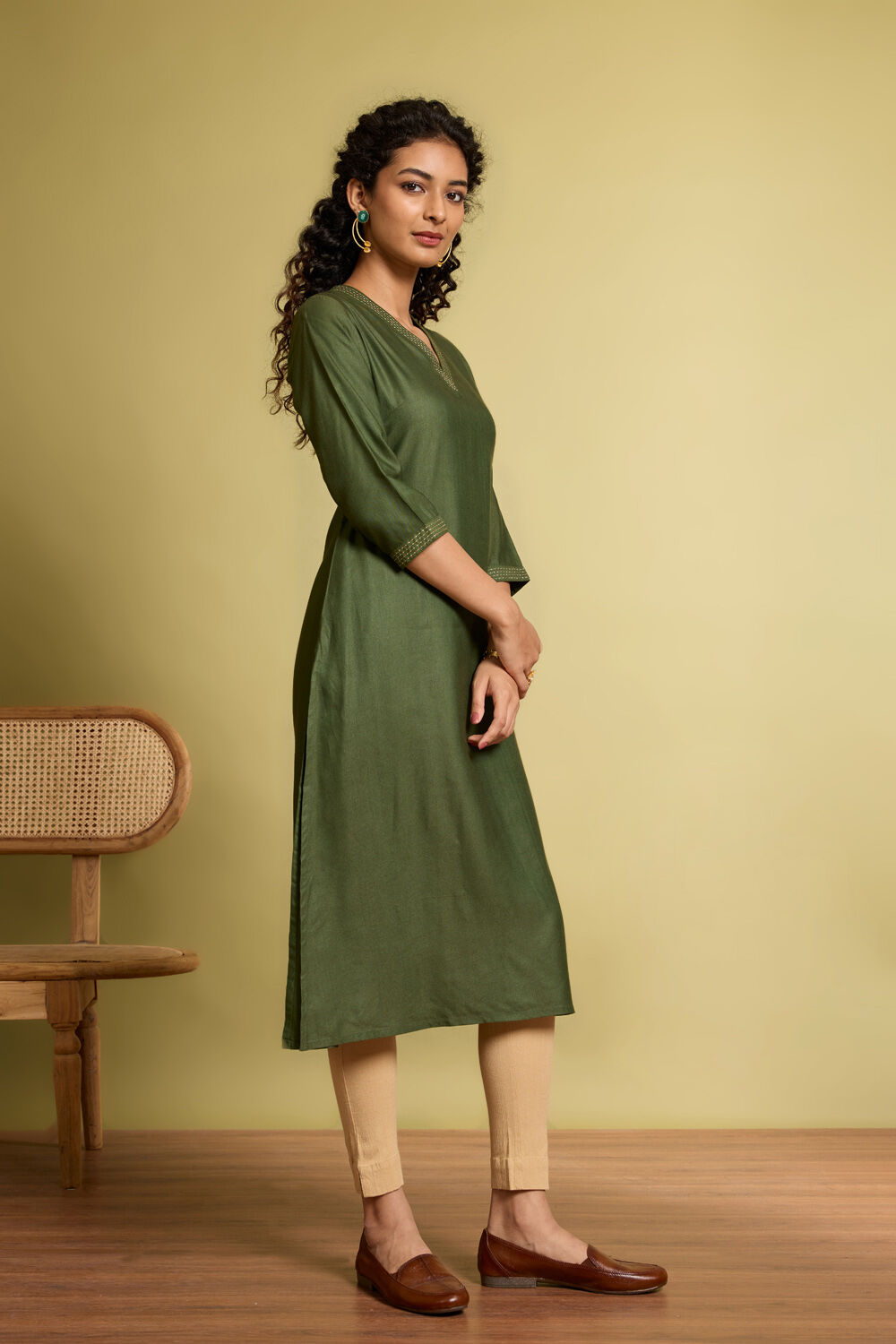 Dark Green Silk Viscose Embroidered Kurta image number null