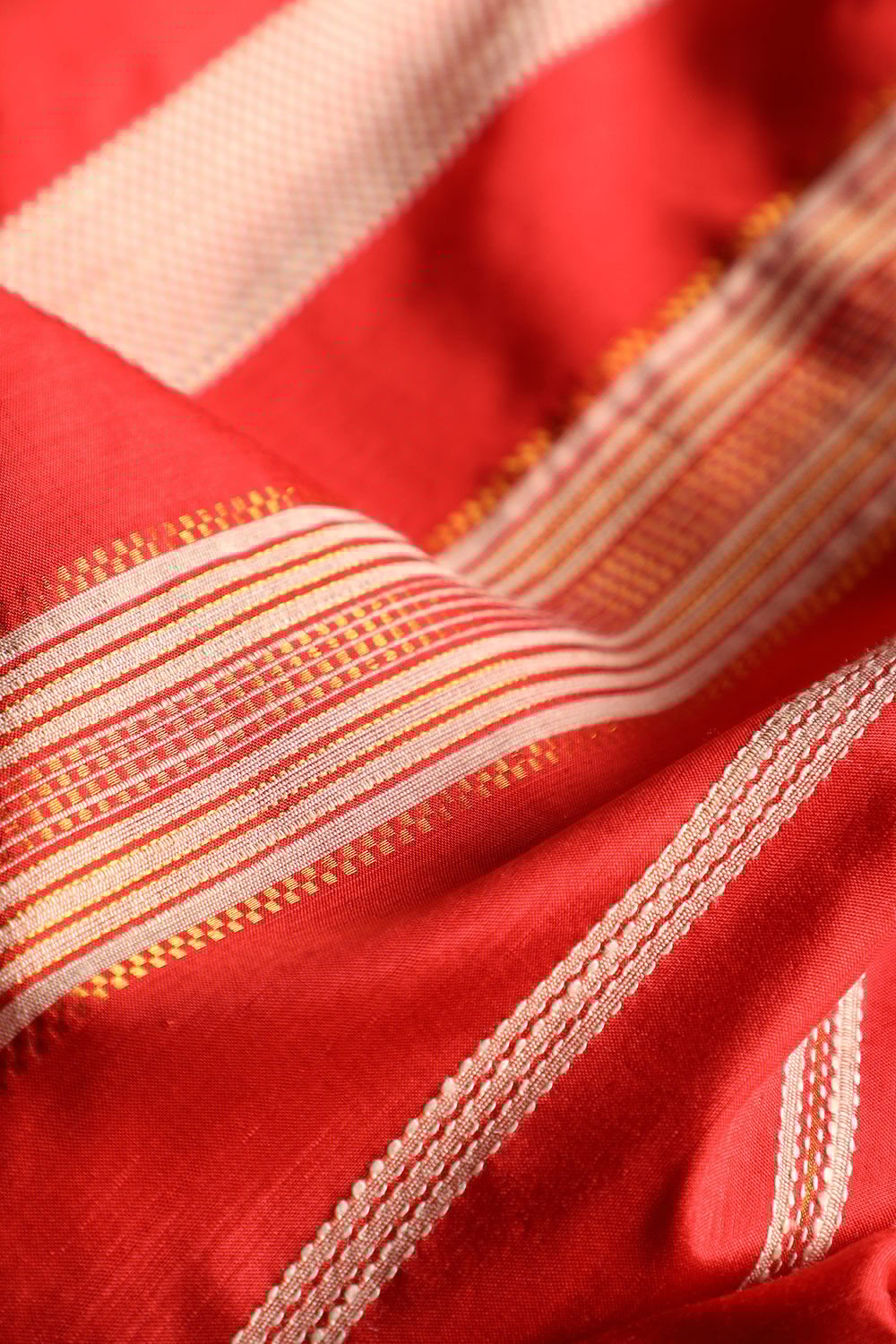 Off White Pure Silk Woven Bengali Saree image number null