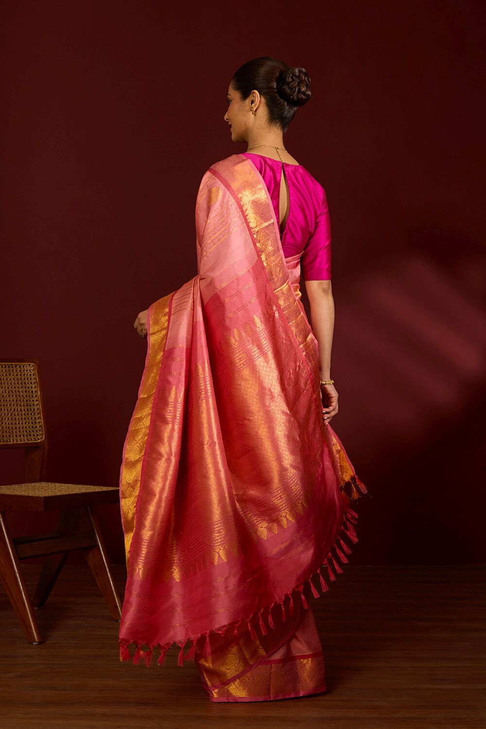 Pink Pure Silk Woven Kanjivaram Saree image number null