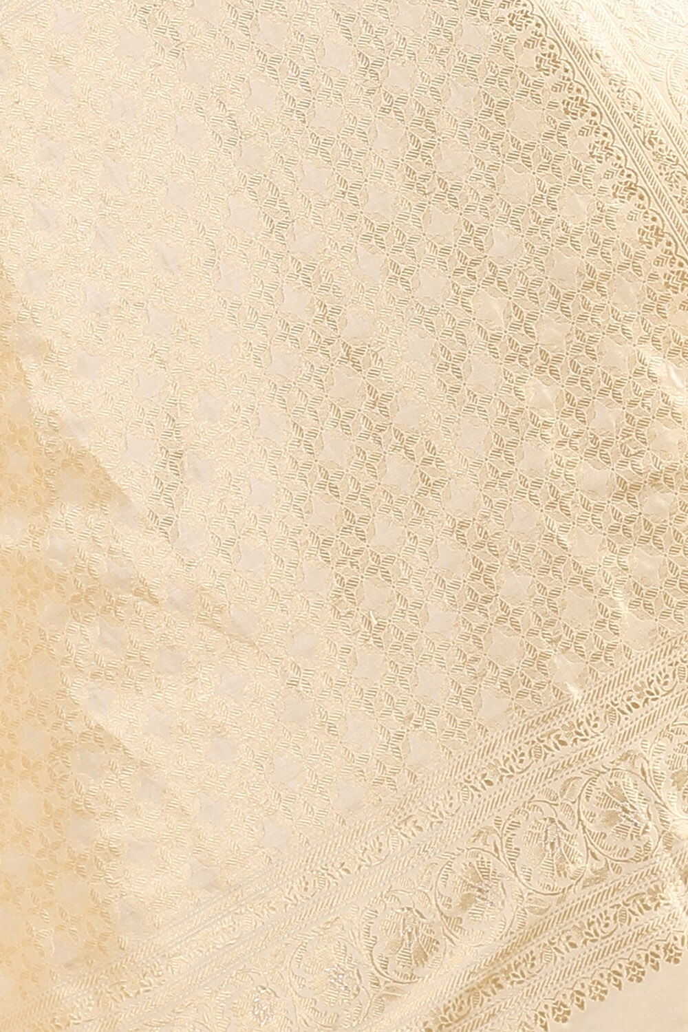 Off White Pure Silk Banarasi Saree image number null