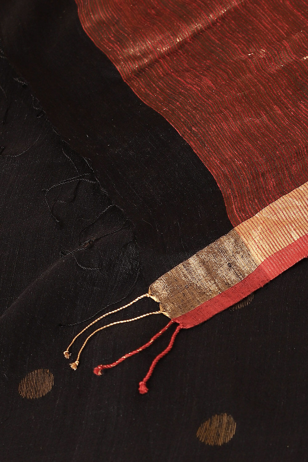 Black Pure Silk Vanya Jamdani Saree image number null