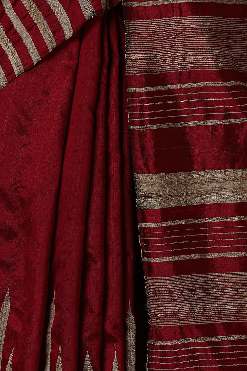 Red Pure Silk Woven Saree image number null