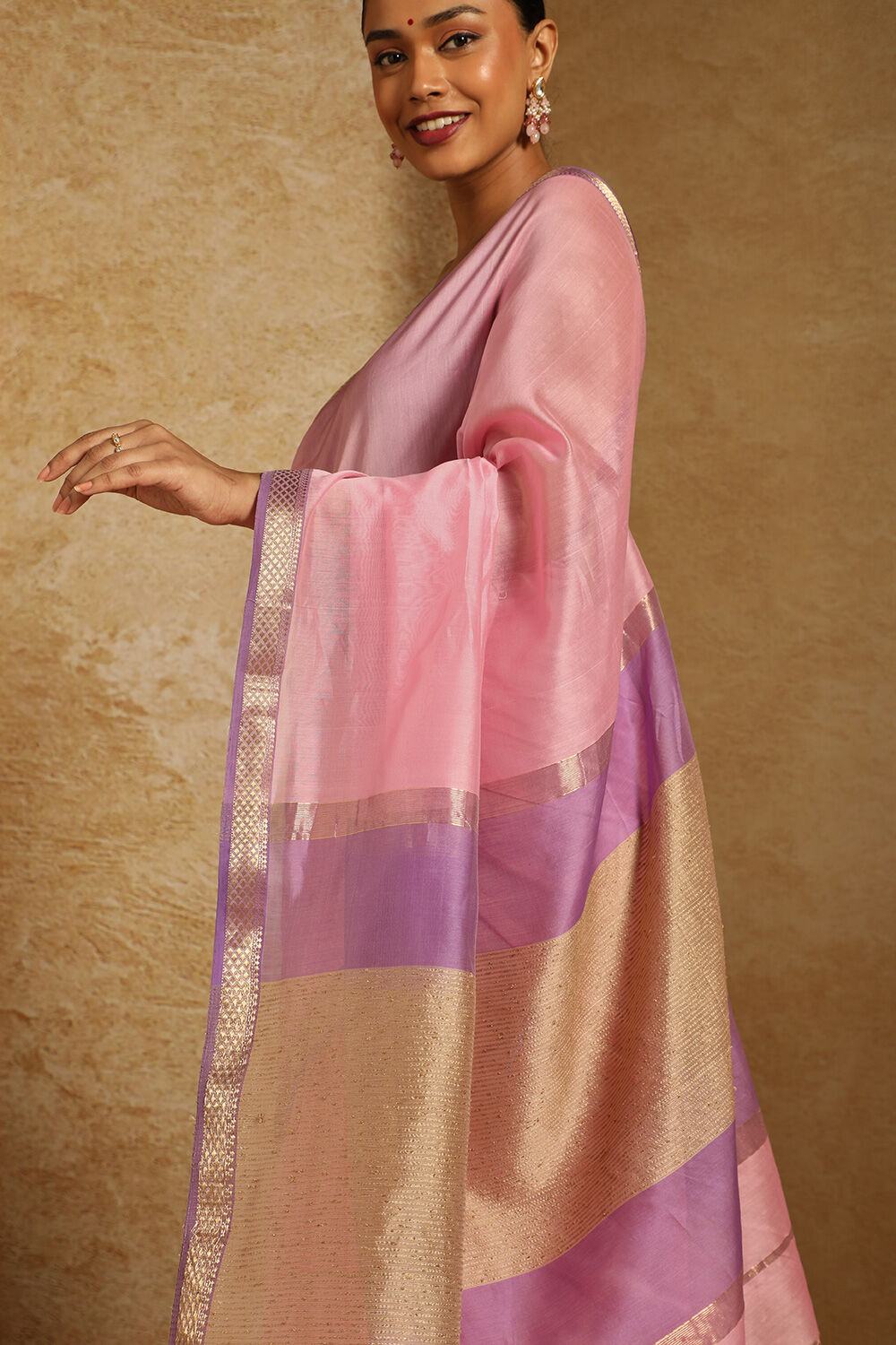 Pink Pure Silk Cotton Woven Maheswari Saree image number null