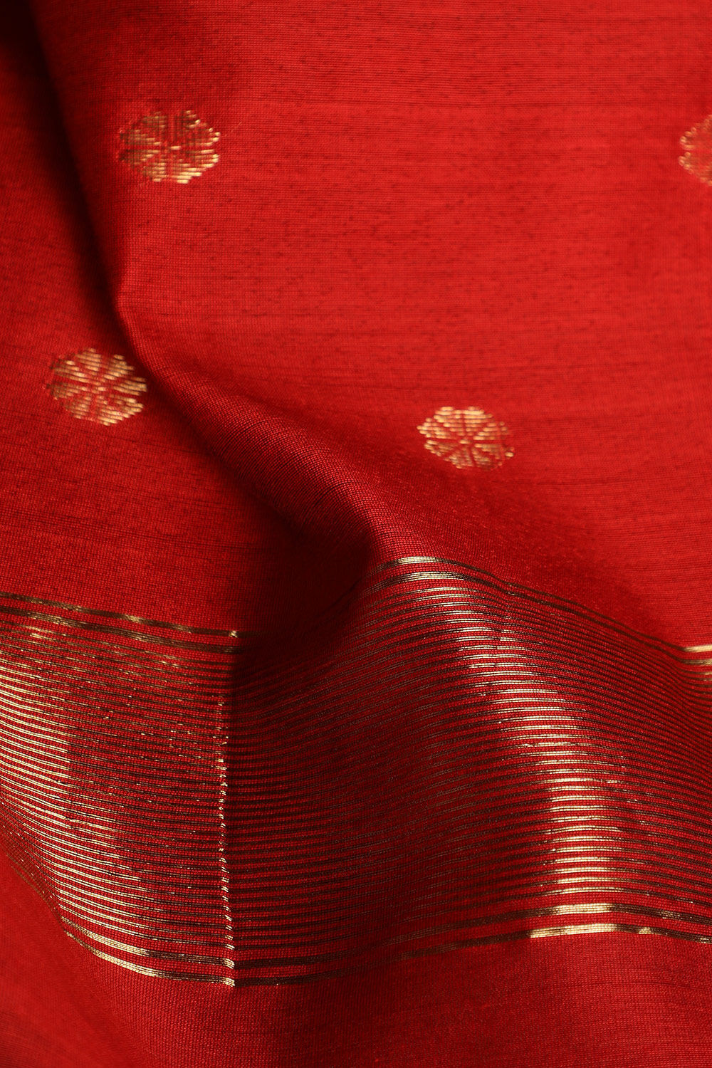 Red Pure Silk Cotton Woven Maheshwari Saree image number null