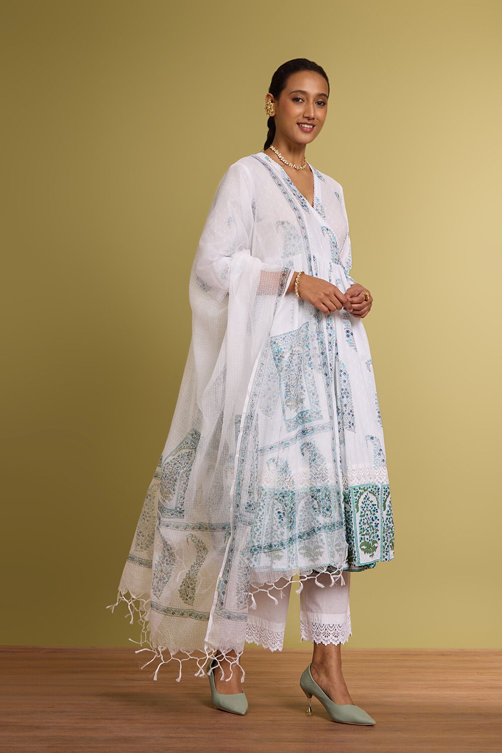 Off White Pure Cotton Printed Sanganeri Kurta Set image number null