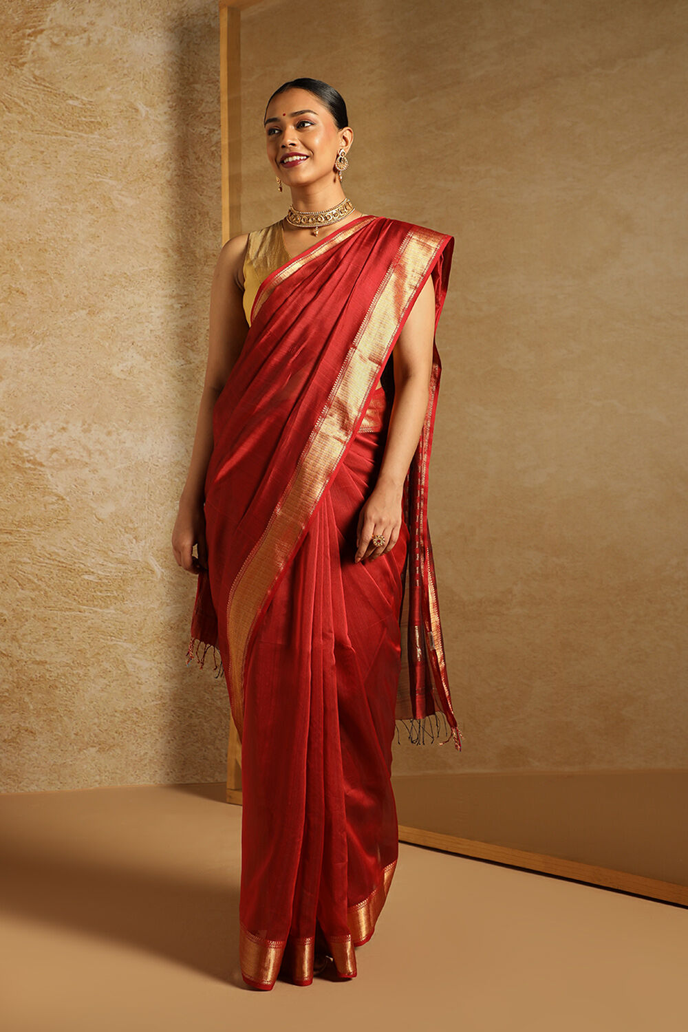 Dark Red Pure Silk Cotton Woven Maheshwari Saree image number null