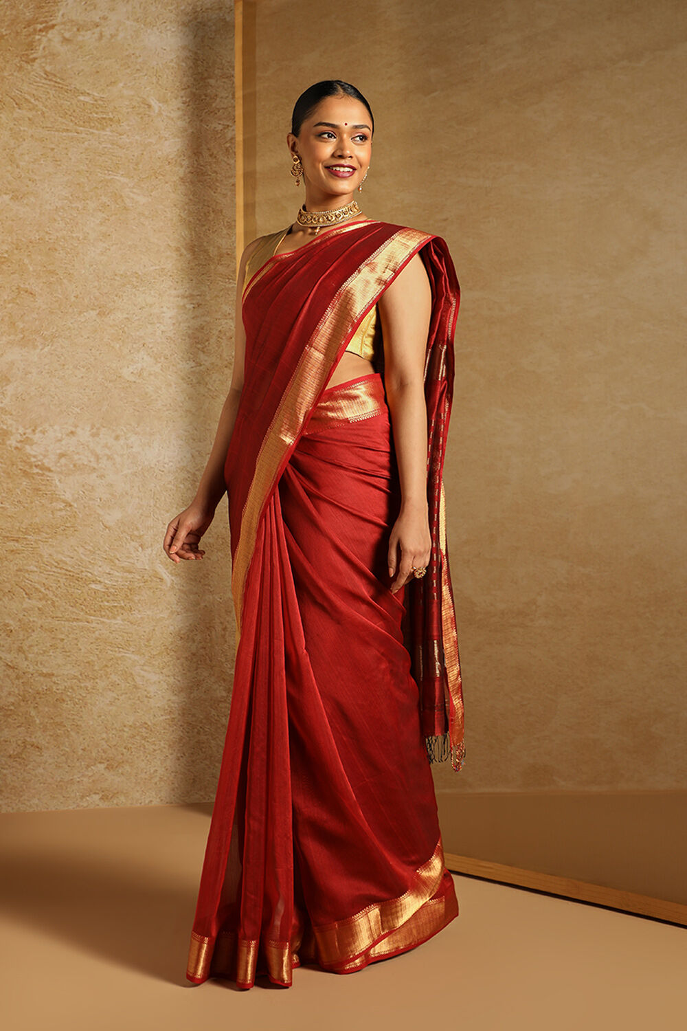 Dark Red Pure Silk Cotton Woven Maheshwari Saree image number null