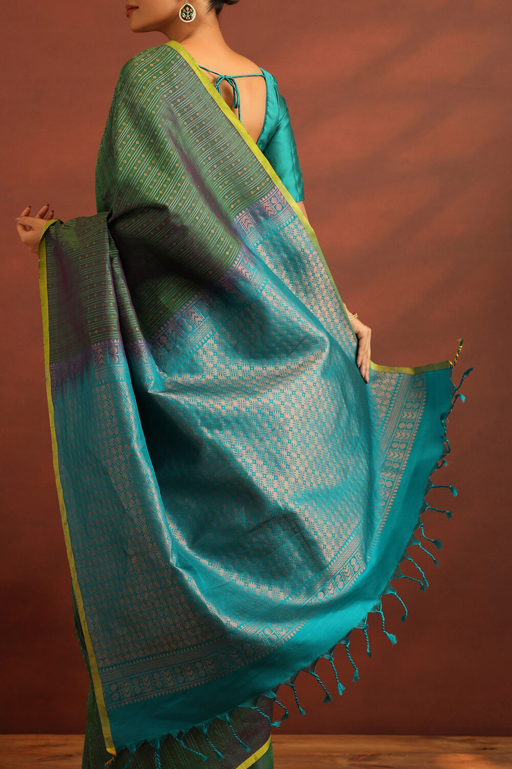Dark Green Woven Pure Soft Silk Saree image number null