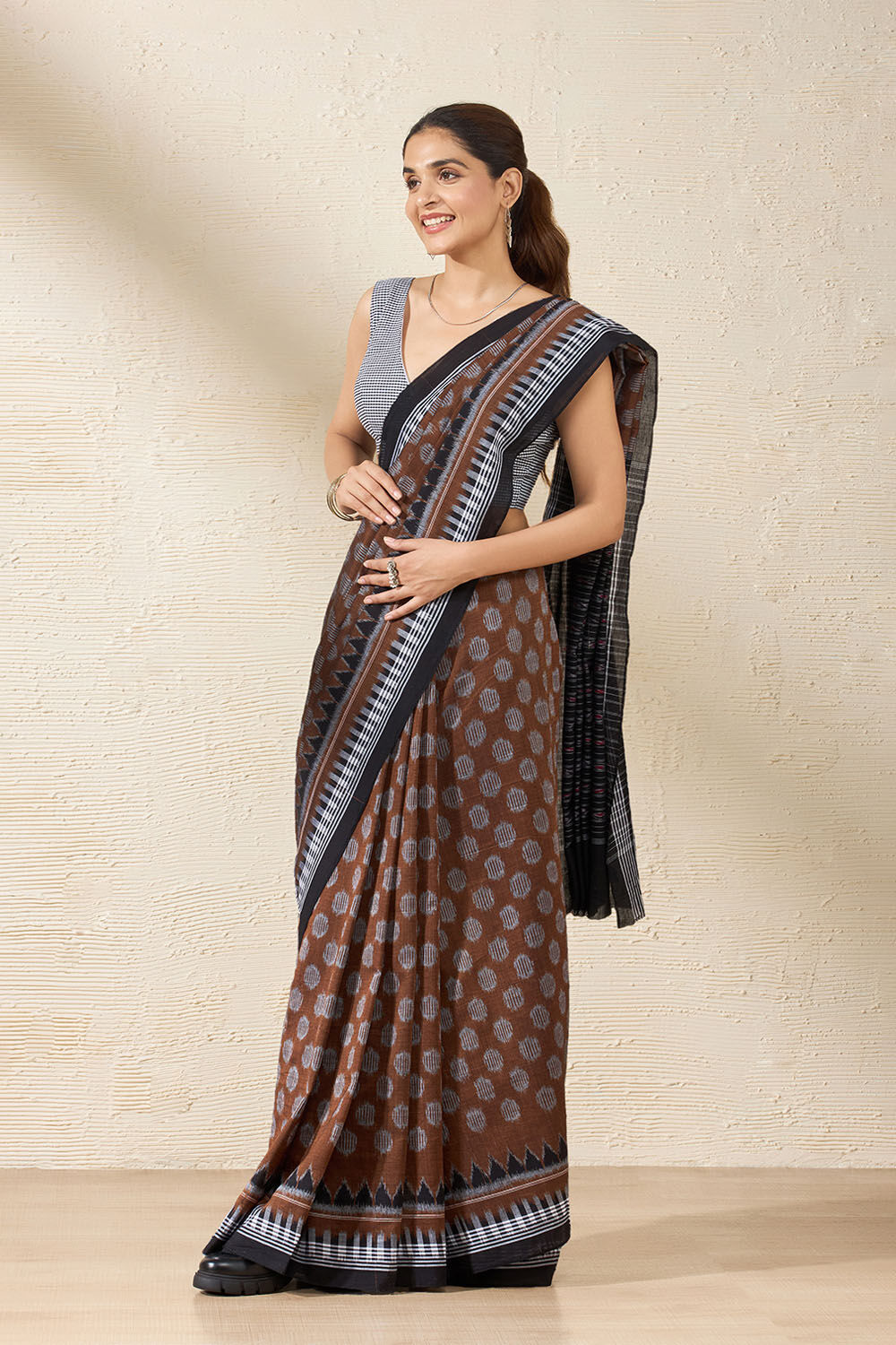 Brown Odisha Pure Cotton Ikat Saree image number null