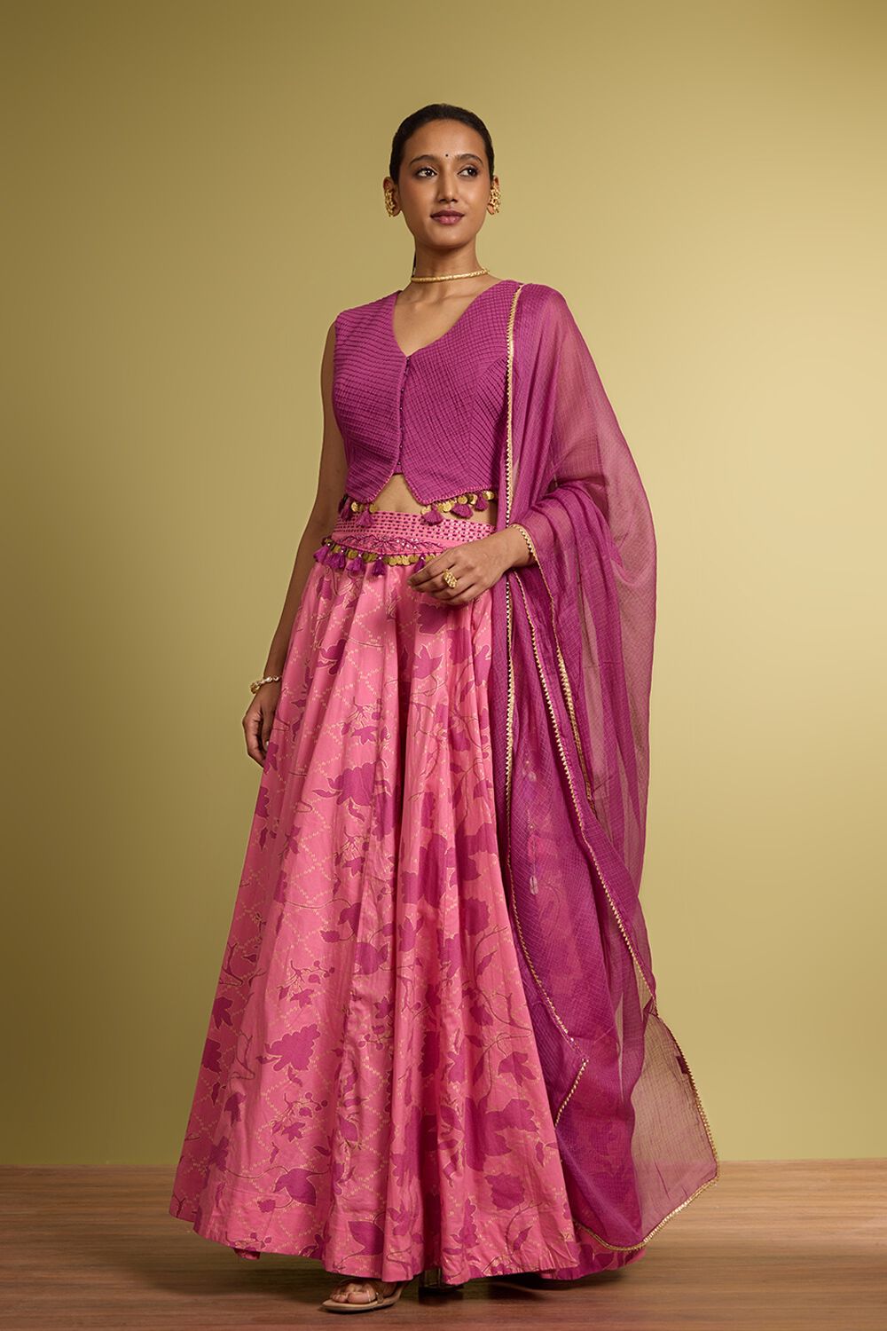 Taneira lehengas hotsell