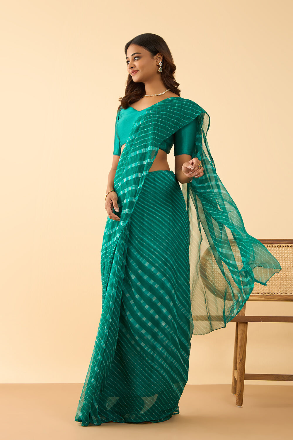 Green Pure Silk Georgette Tie And Dye-Lehariya Saree | Taneira Online Store