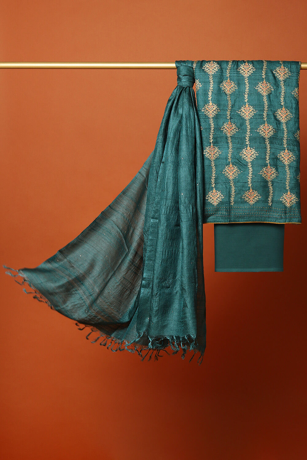 Green Tussar Embroidered Unstitched Suit Set image number null