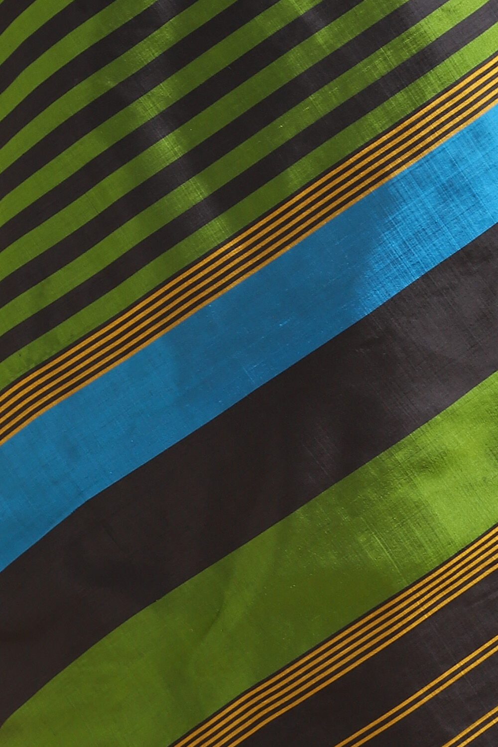 Black Pure Silk Woven Saree image number null