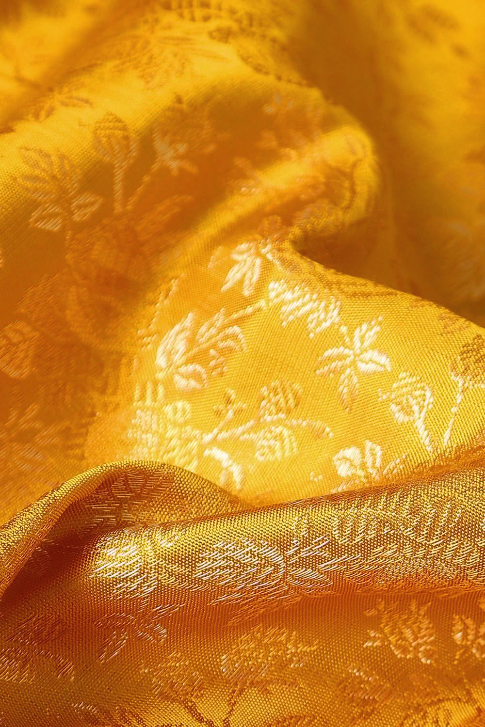Yellow Pure Silk Kanjivaram Saree image number null