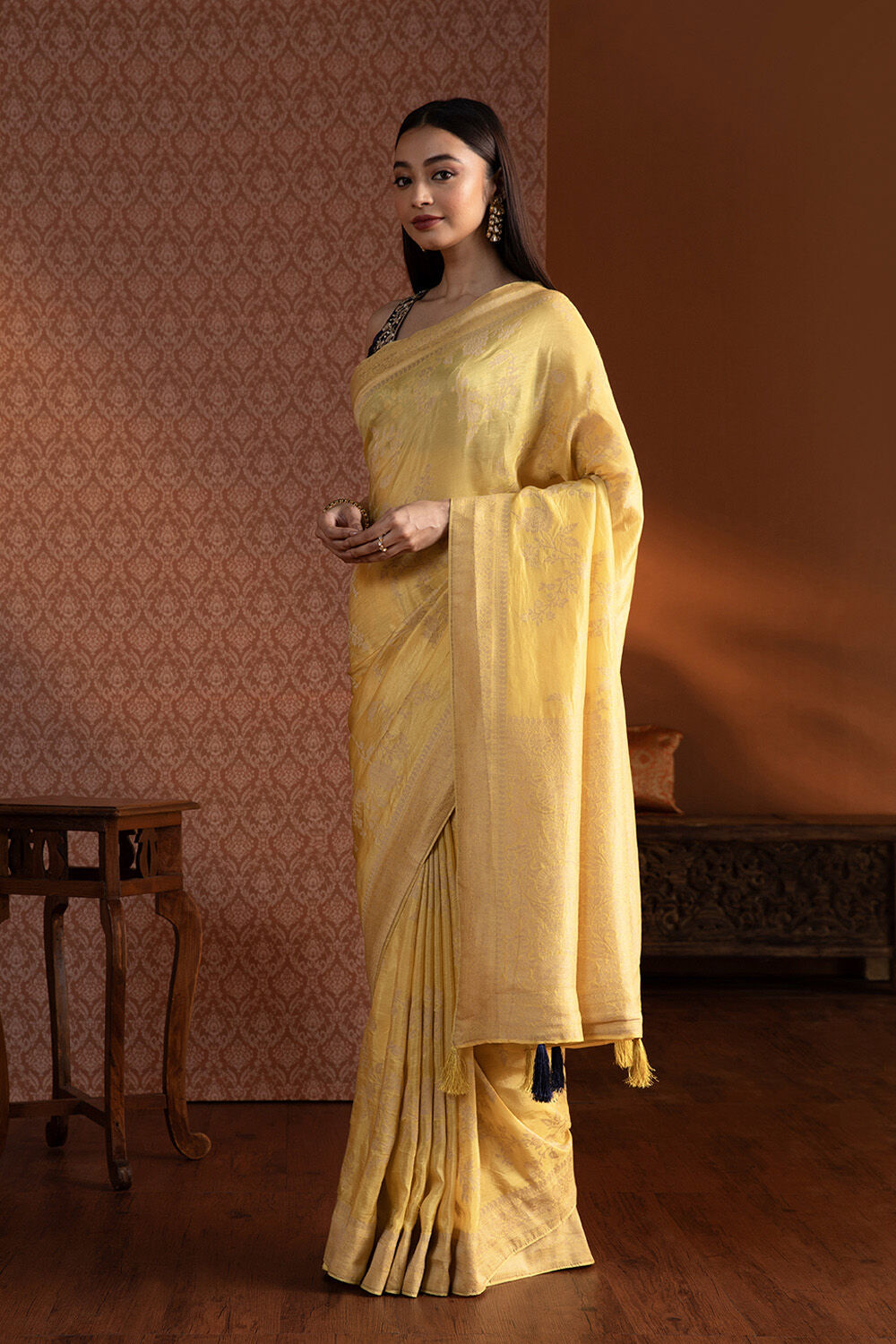 Yellow Woven Luxe Saree image number null