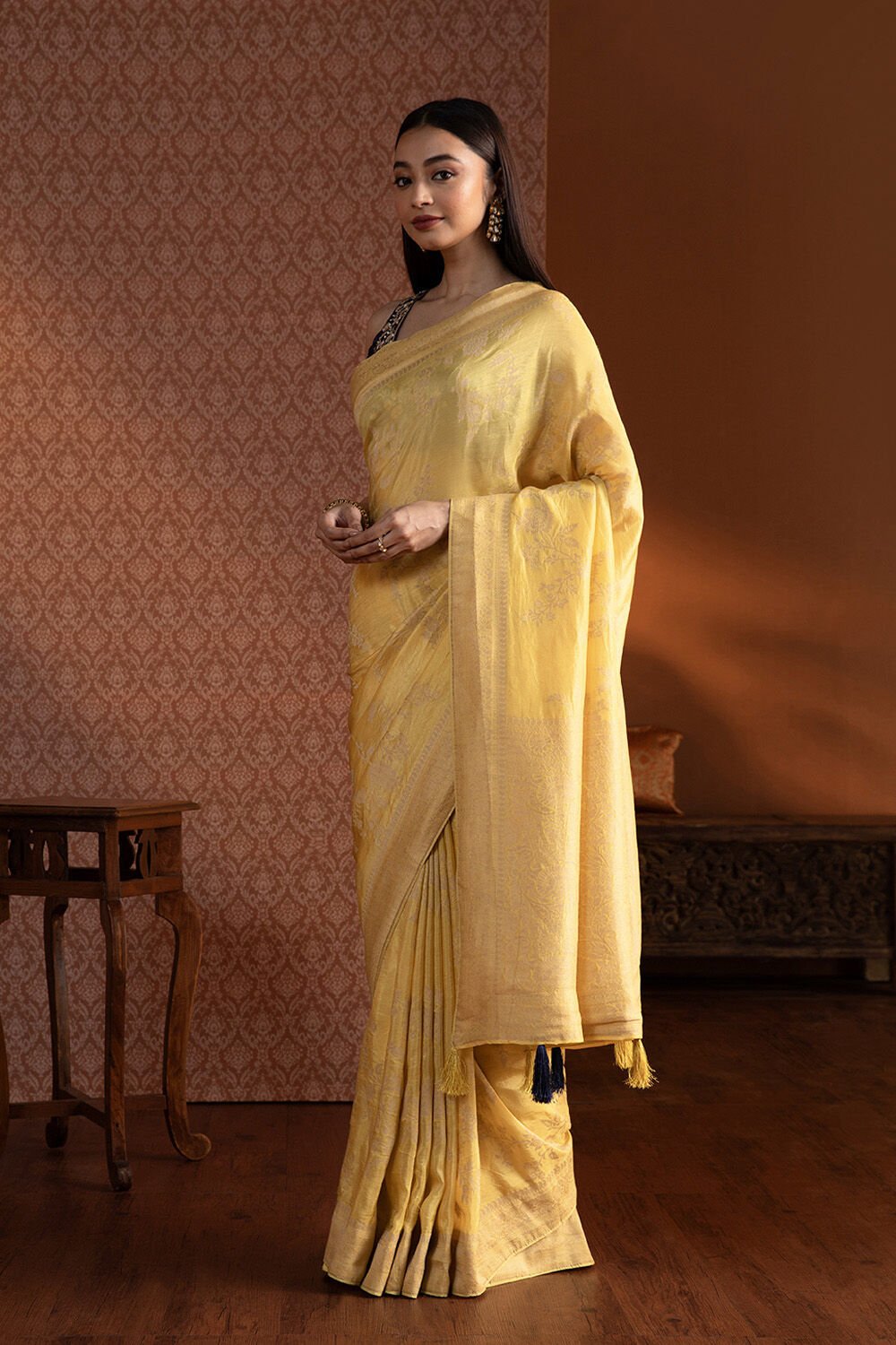 Yellow Woven Luxe Saree image number null