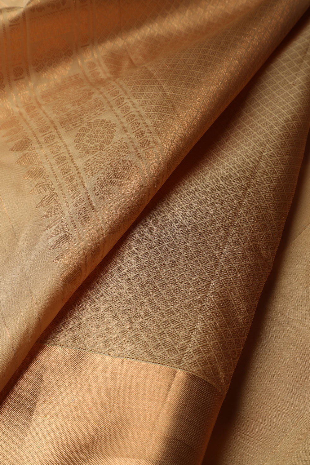 Gold Woven Pure Silk Kanjivaram Saree image number null
