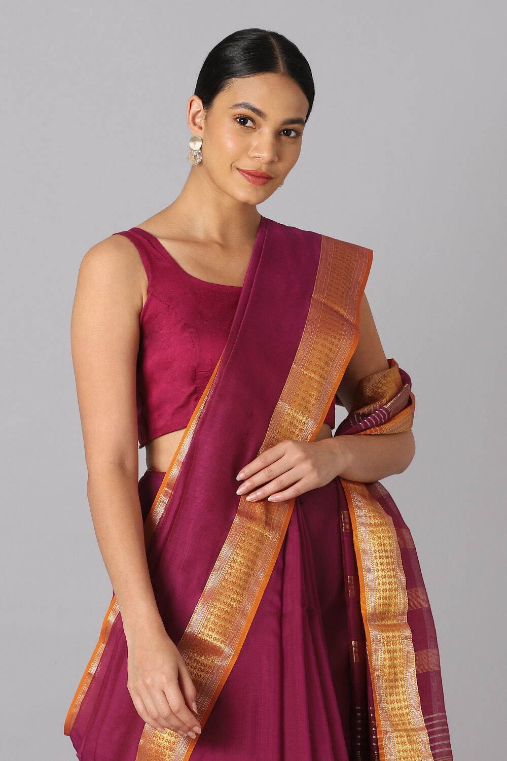 Dark Pink Pure Silk Cotton Maheswari Saree image number null