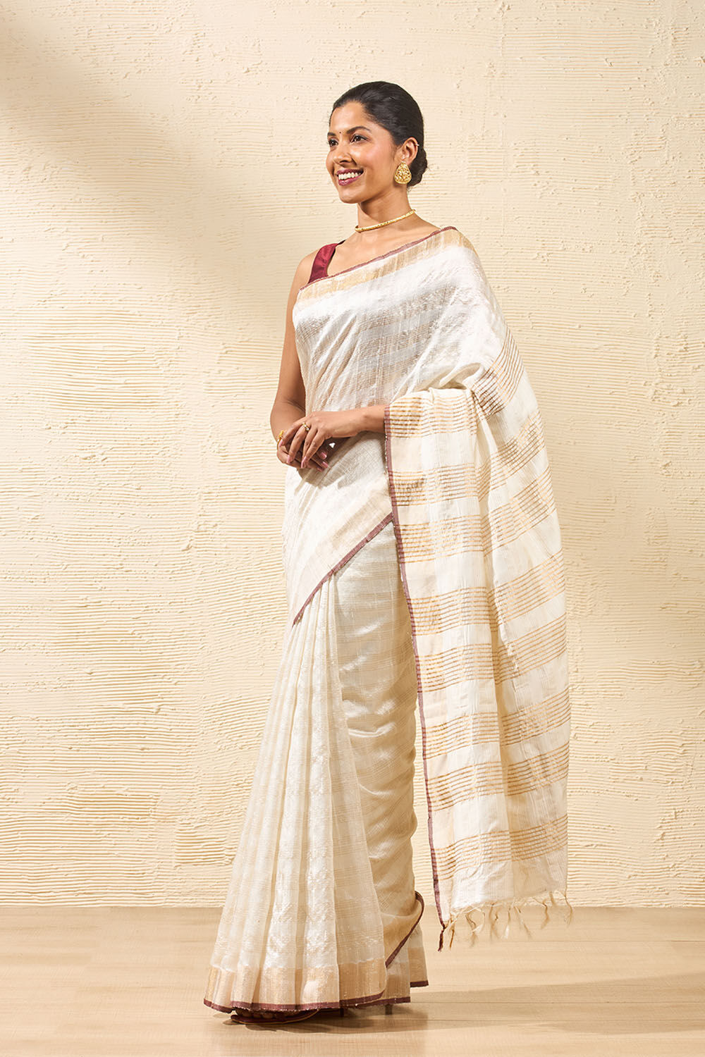 Off White Bhagalpur Woven Pure Tussar Silk Saree image number null