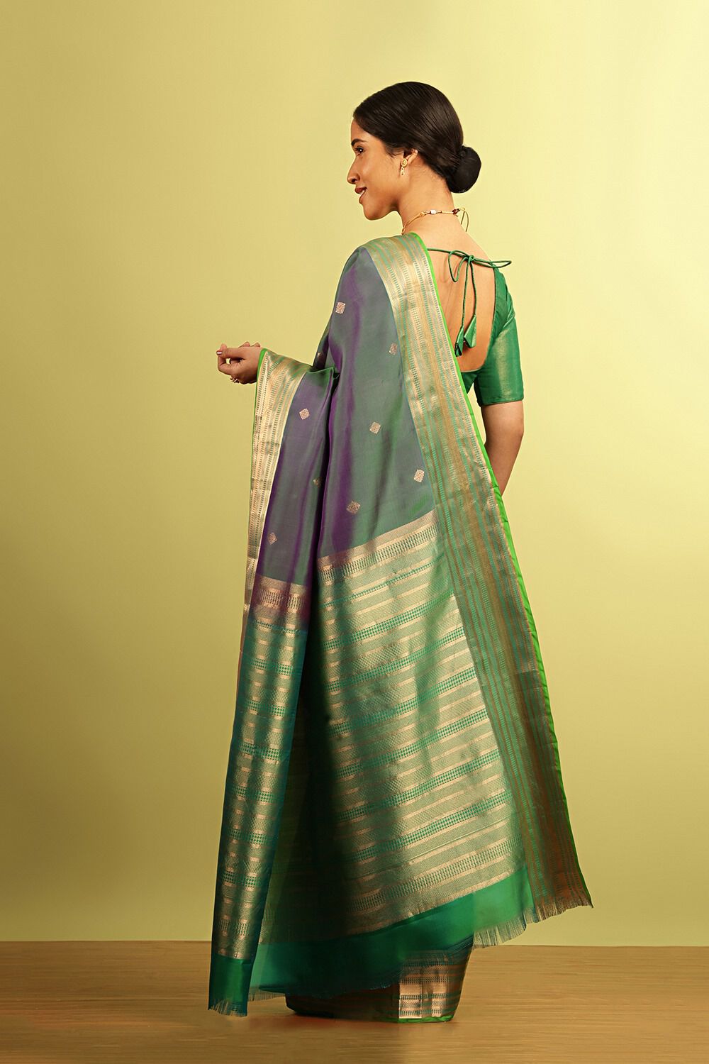 Green Woven Silk Viscose Saree image number null